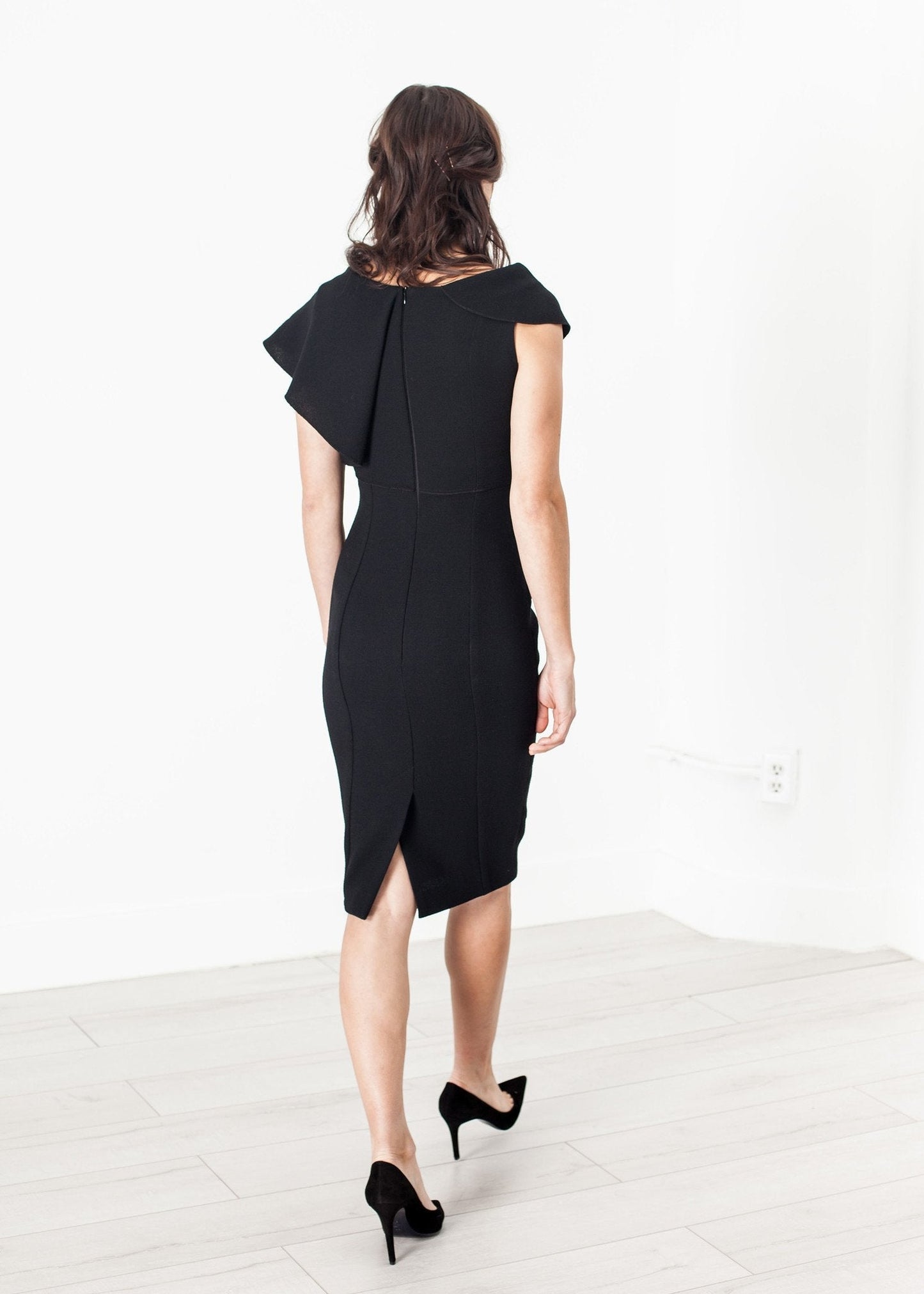 Asymmetric Dress in Black - formtest11