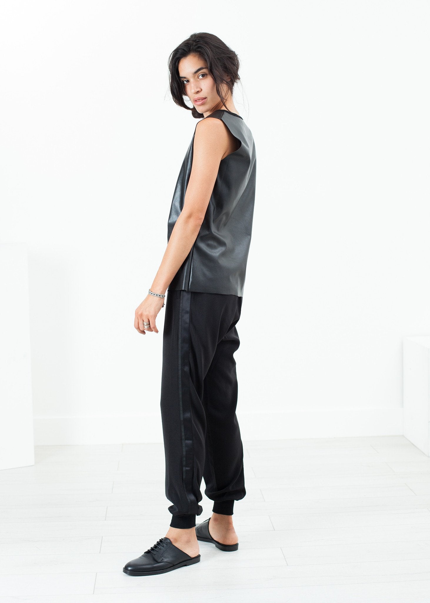 Camiliah Trouser in Black - formtest11