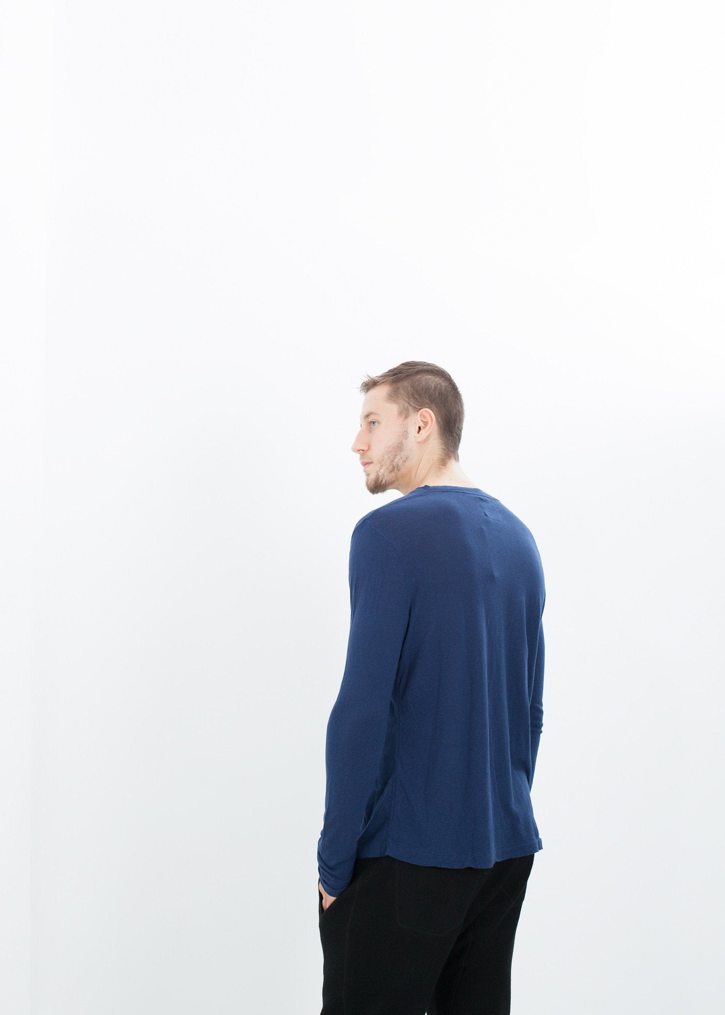 Cashmere Jersey Long Sleeve Tee in Navy - formtest11