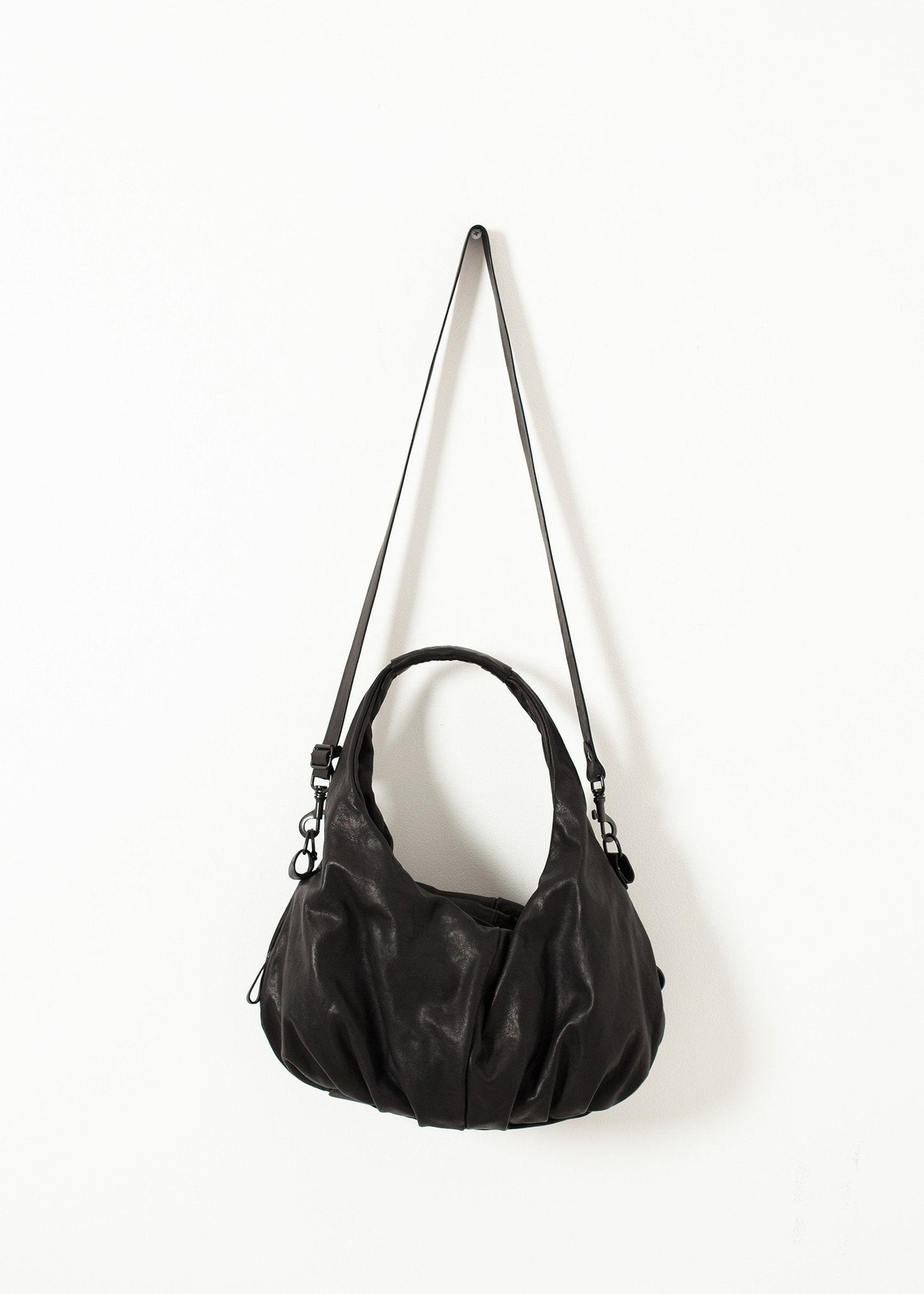 Circle Bag in Black - formtest11