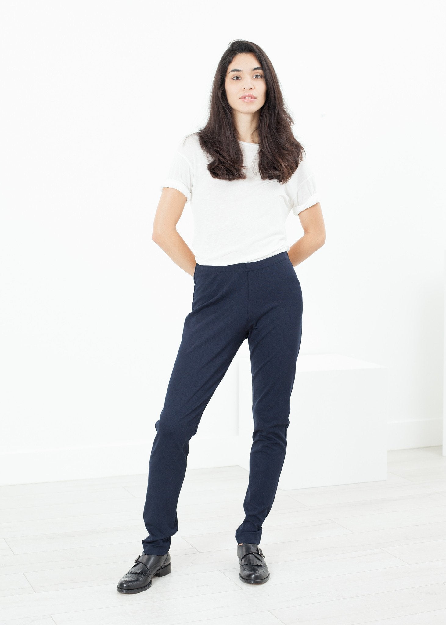 Easy Slim Pant in Navy - formtest11