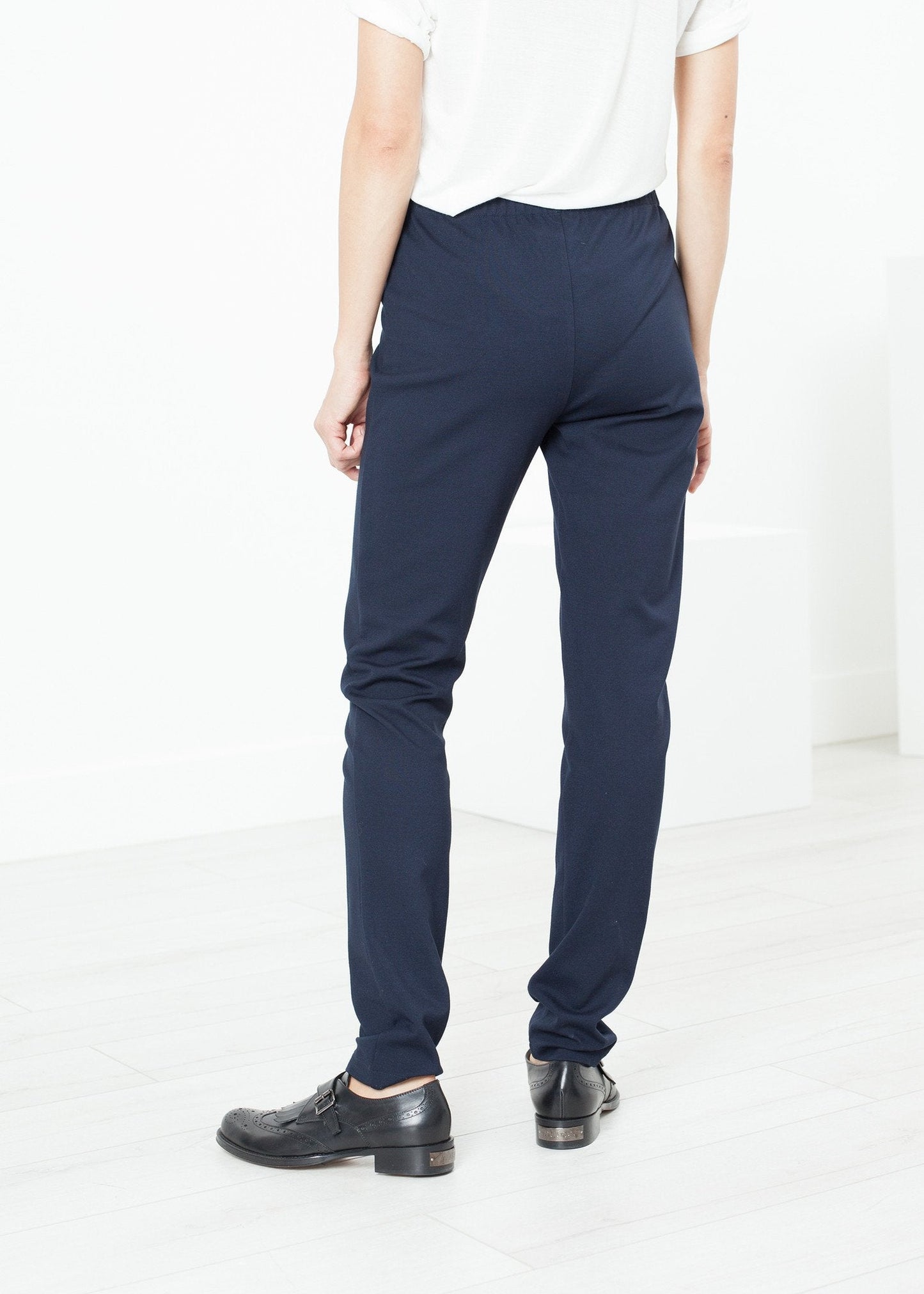 Easy Slim Pant in Navy - formtest11