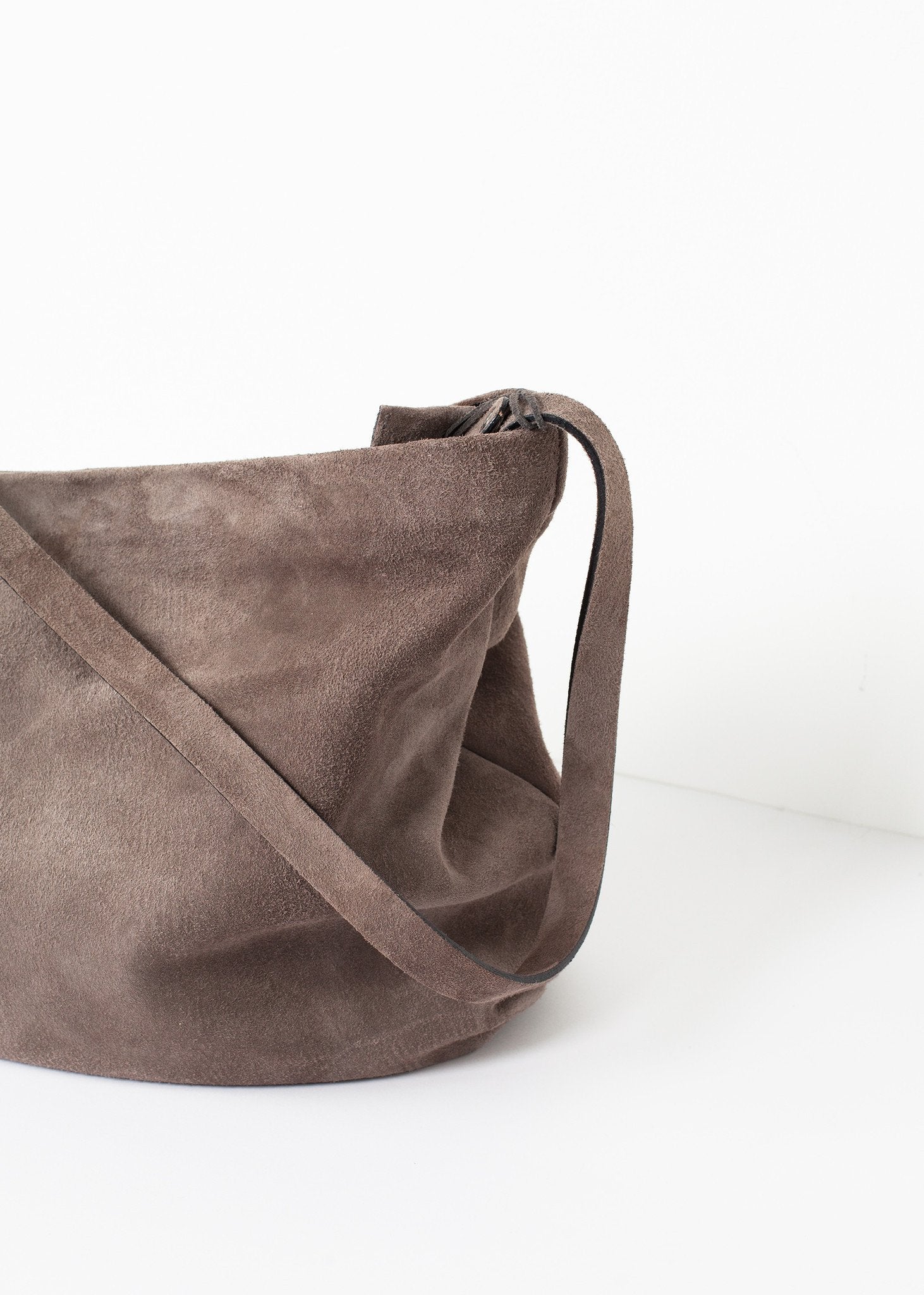 Fantasma Bag in Mud - formtest11