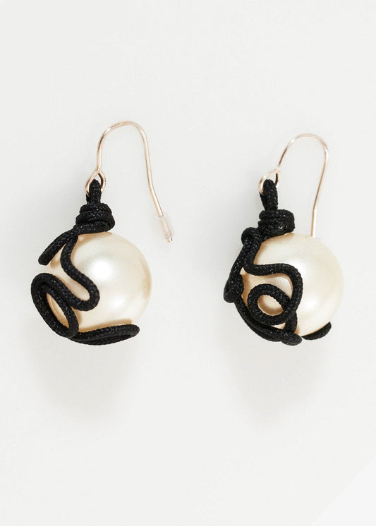 Float Bead Earring in Pearl - formtest11