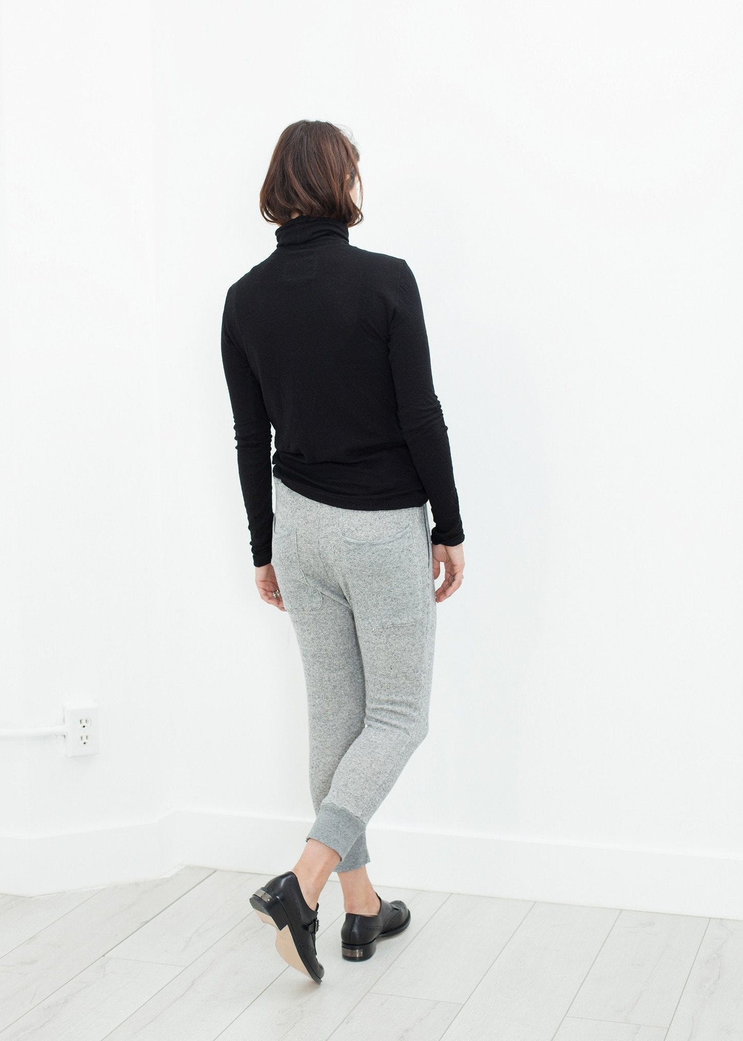 Highsoft Cropped Sweat in Heather Grey - formtest11
