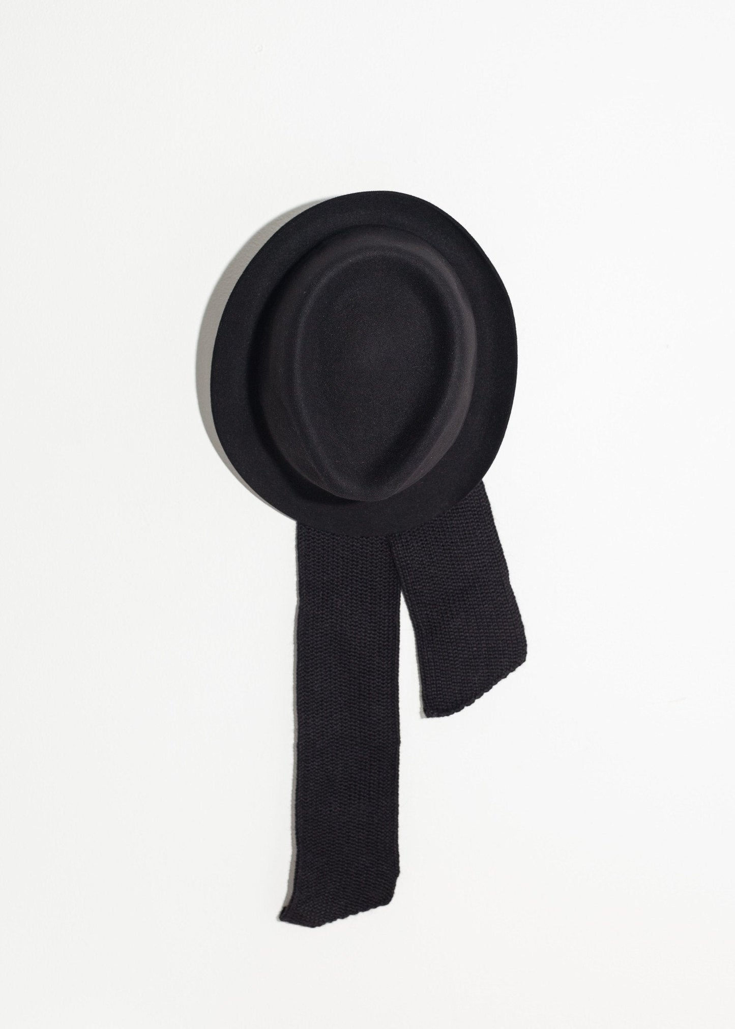 Kate Hat in Black - formtest11