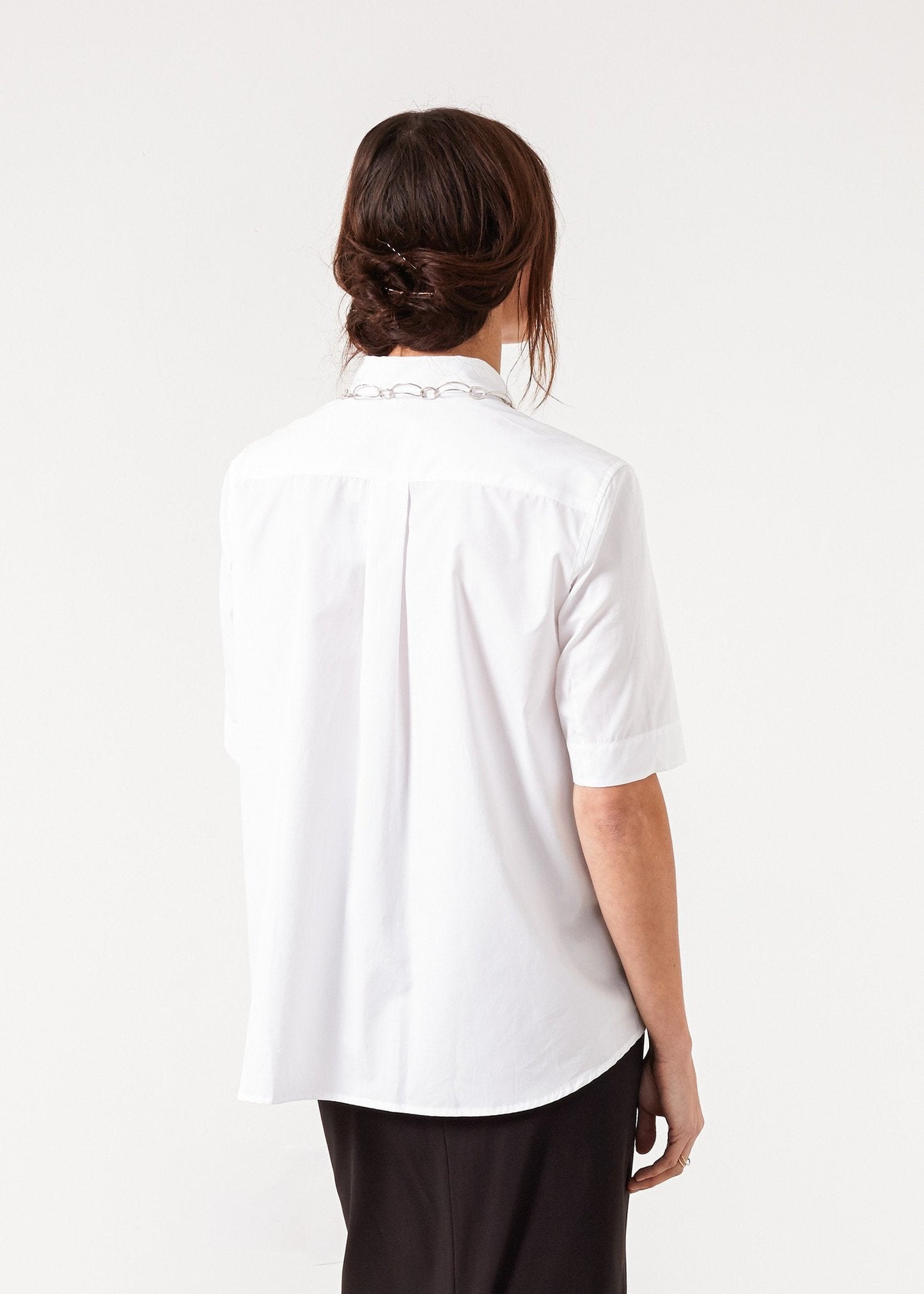 Lara Shirt in White - formtest11