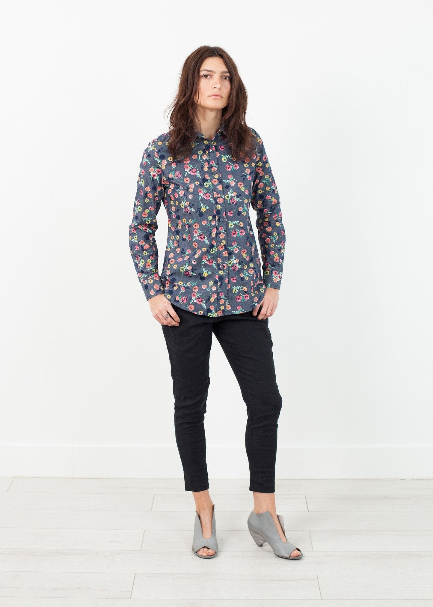 Long Sleeve Blouse in Black/Floral - formtest11