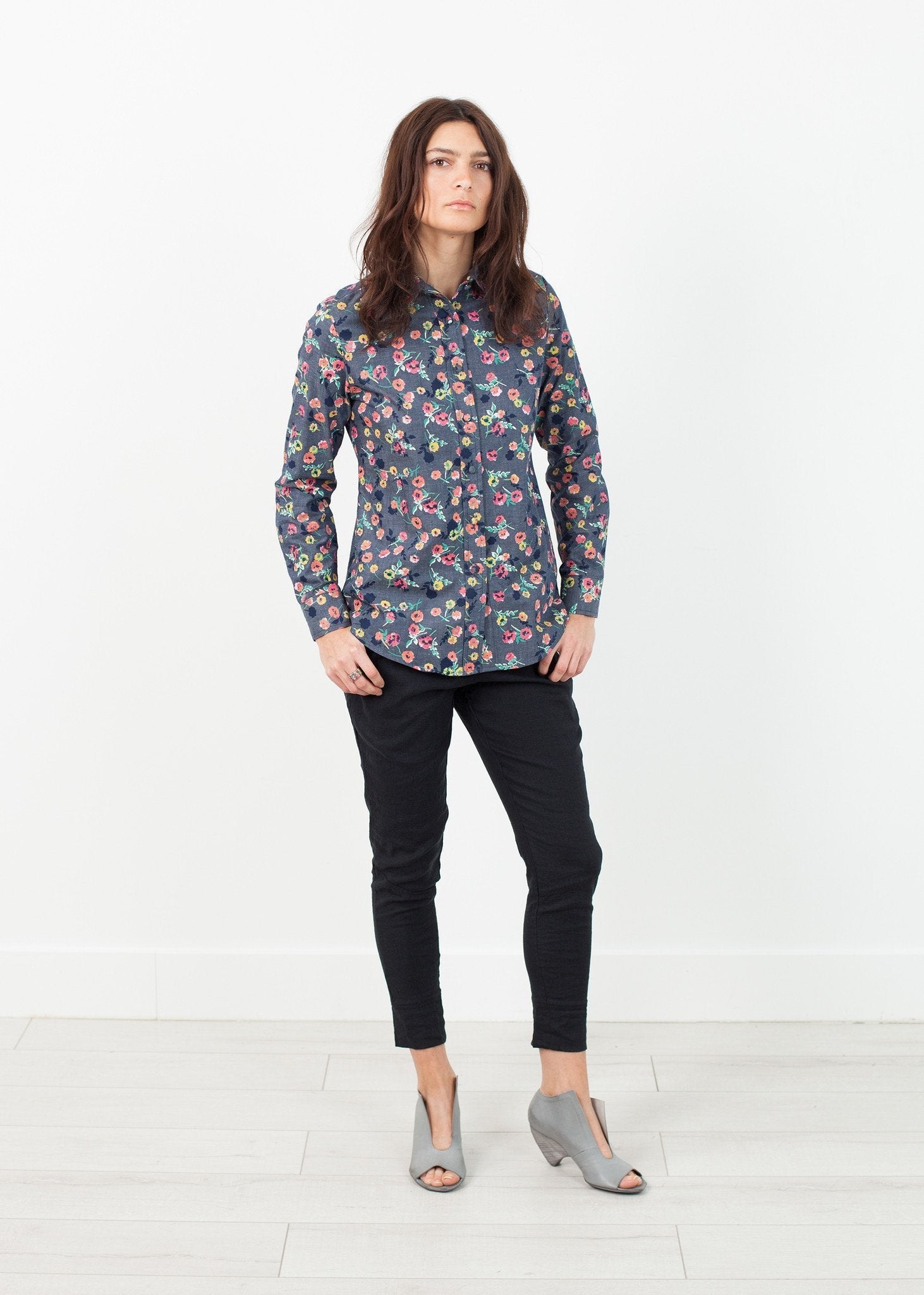 Long Sleeve Blouse in Black/Floral - formtest11