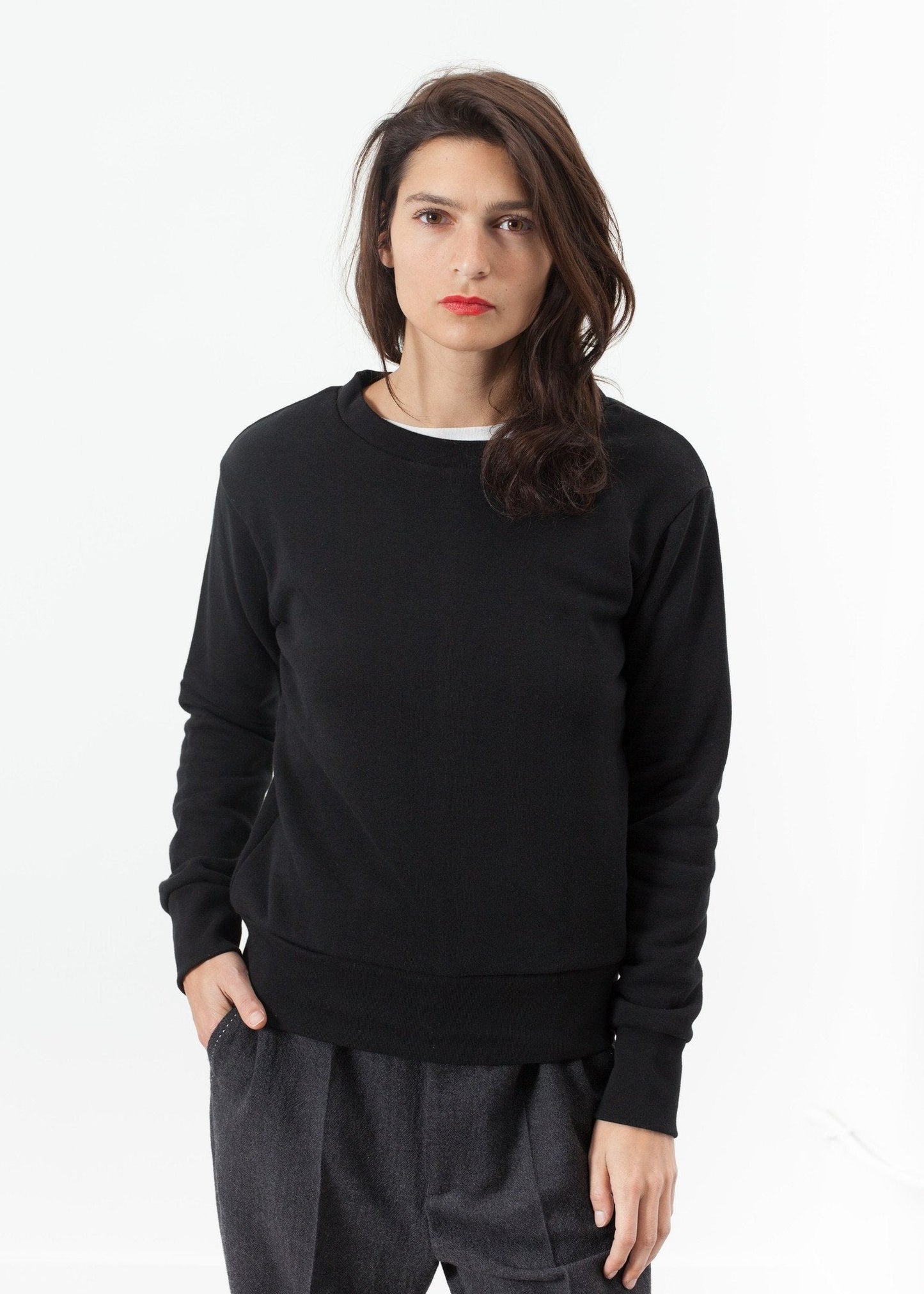 Loopwheeler Sweatshirt in Black - formtest11