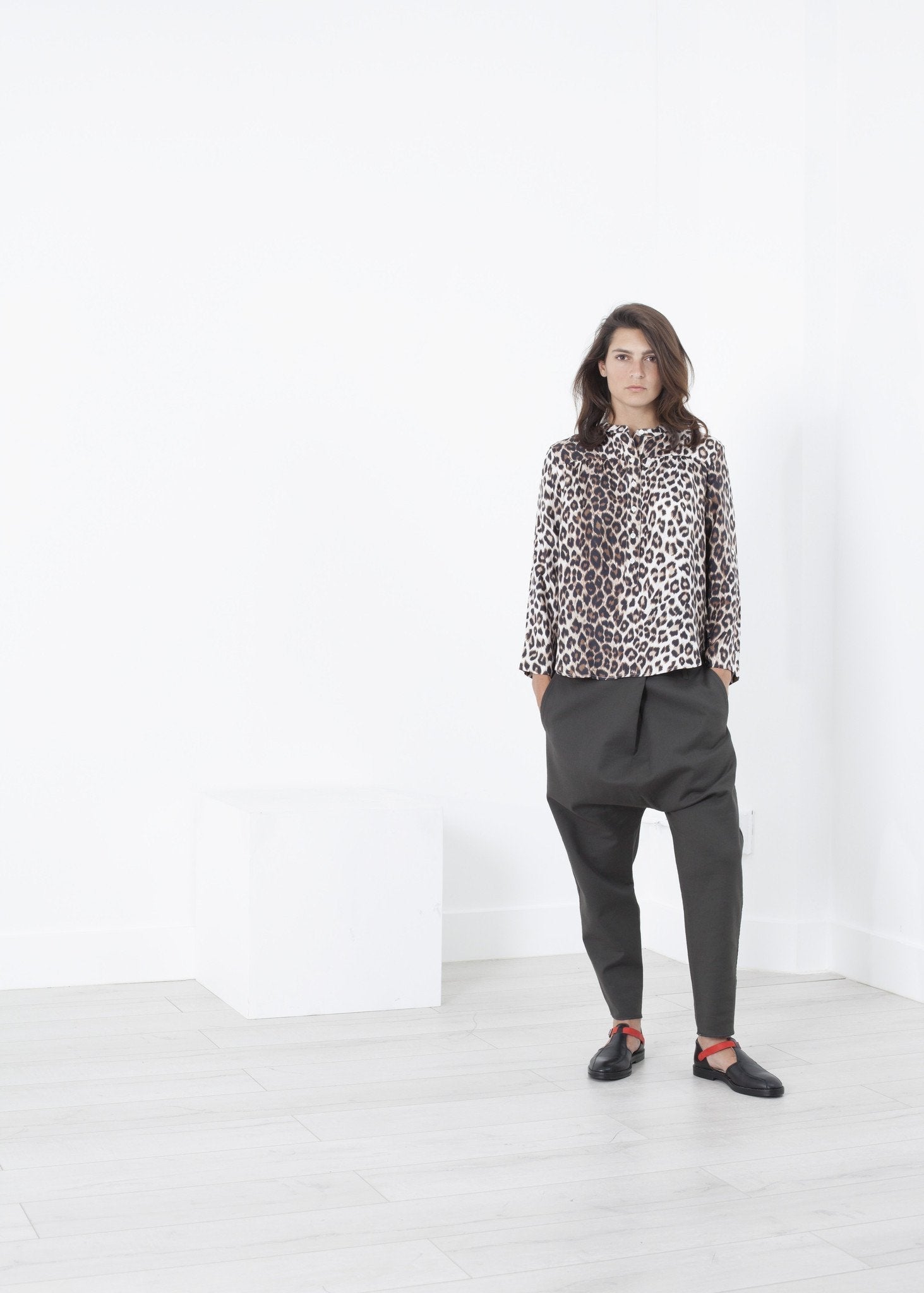 Madame L Blouse in Leopard - formtest11