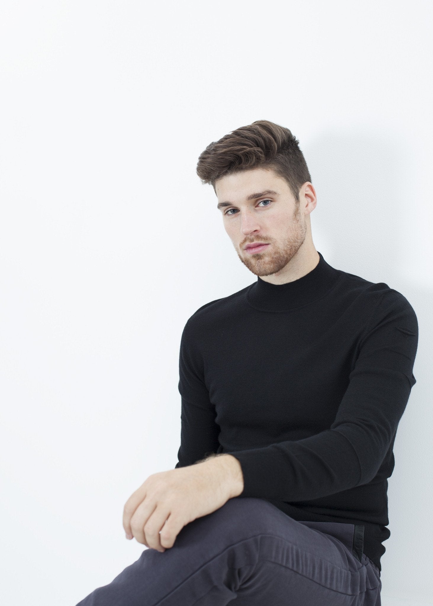 Merino Knit Turtleneck in Black - formtest11