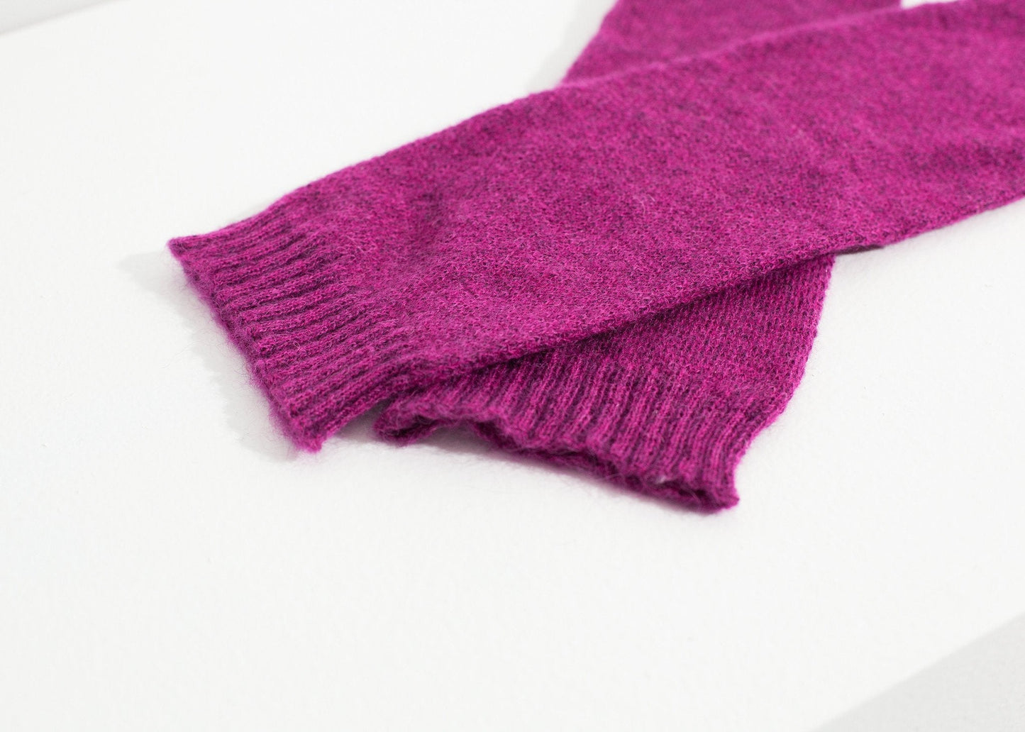 Pikki Mittens in Fuchsia - formtest11