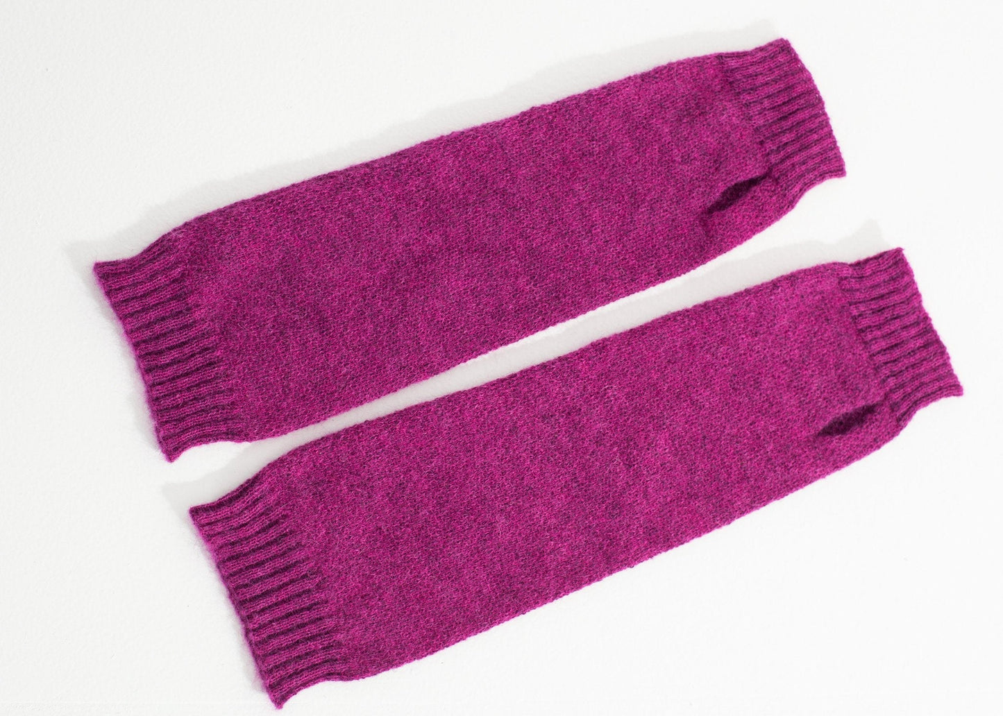 Pikki Mittens in Fuchsia - formtest11
