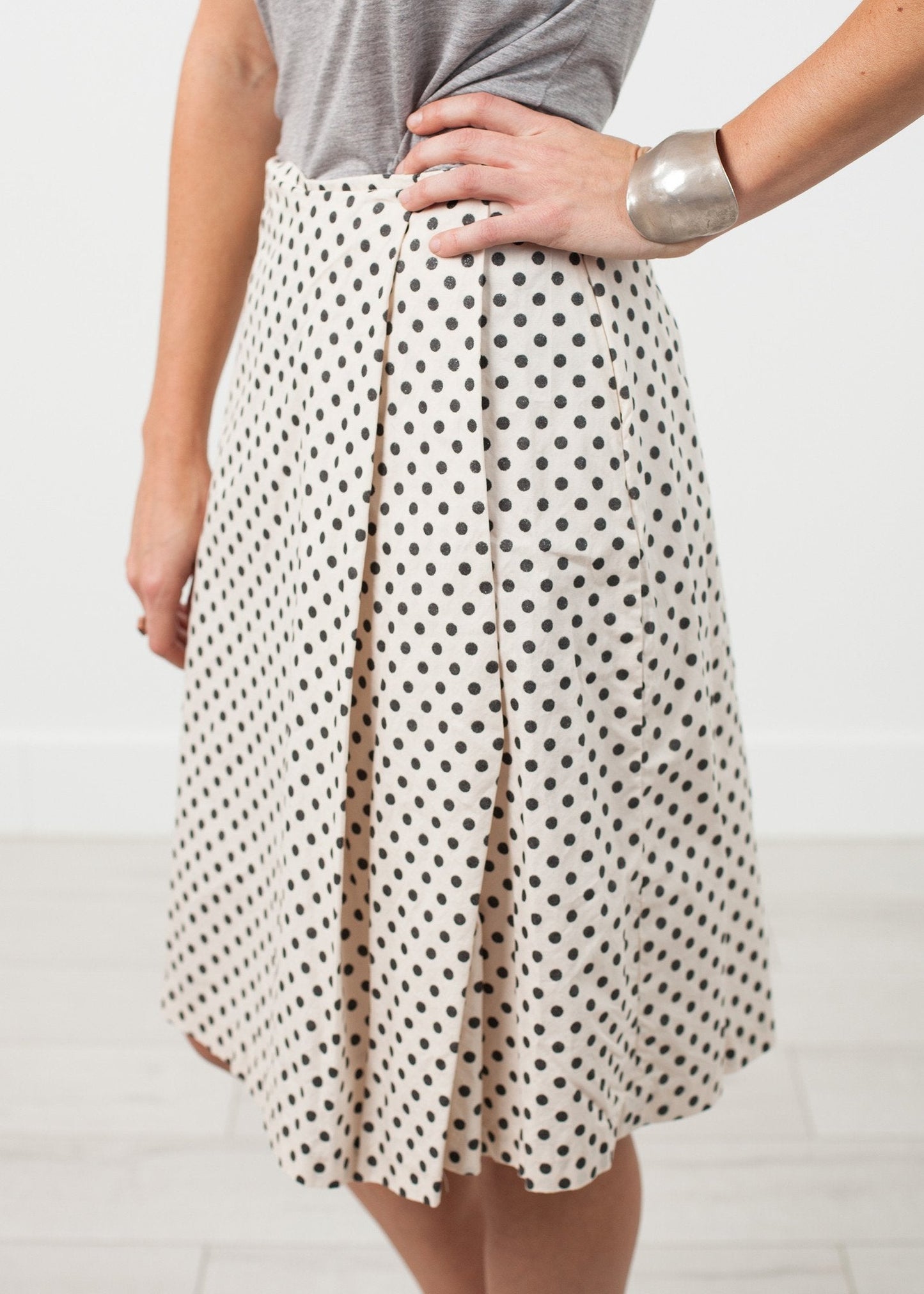 Pleated Skirt in Glitter Dots - formtest11