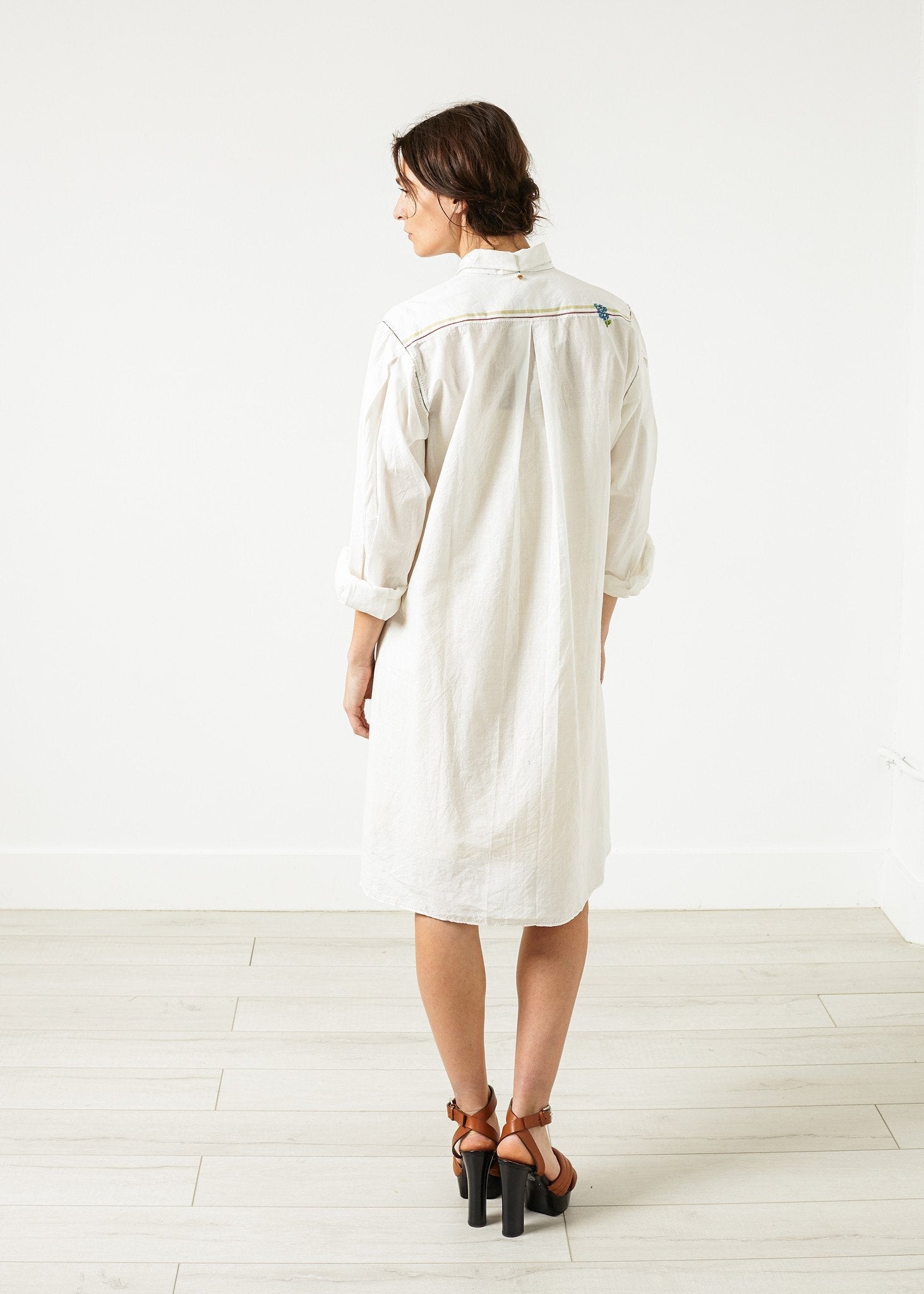 Pleated Sleeve Tunic in White - formtest11