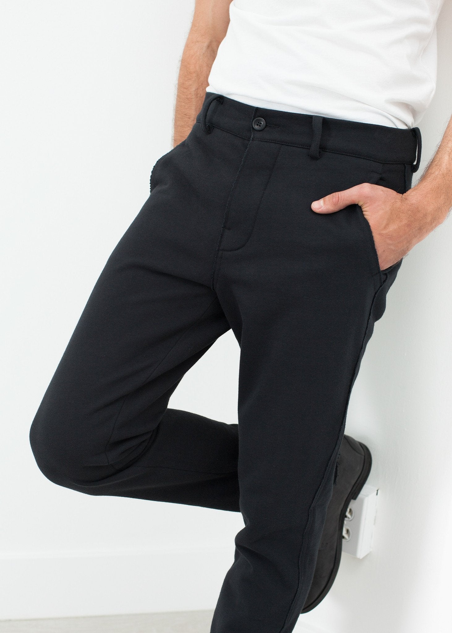 Raps Pant in Black - formtest11