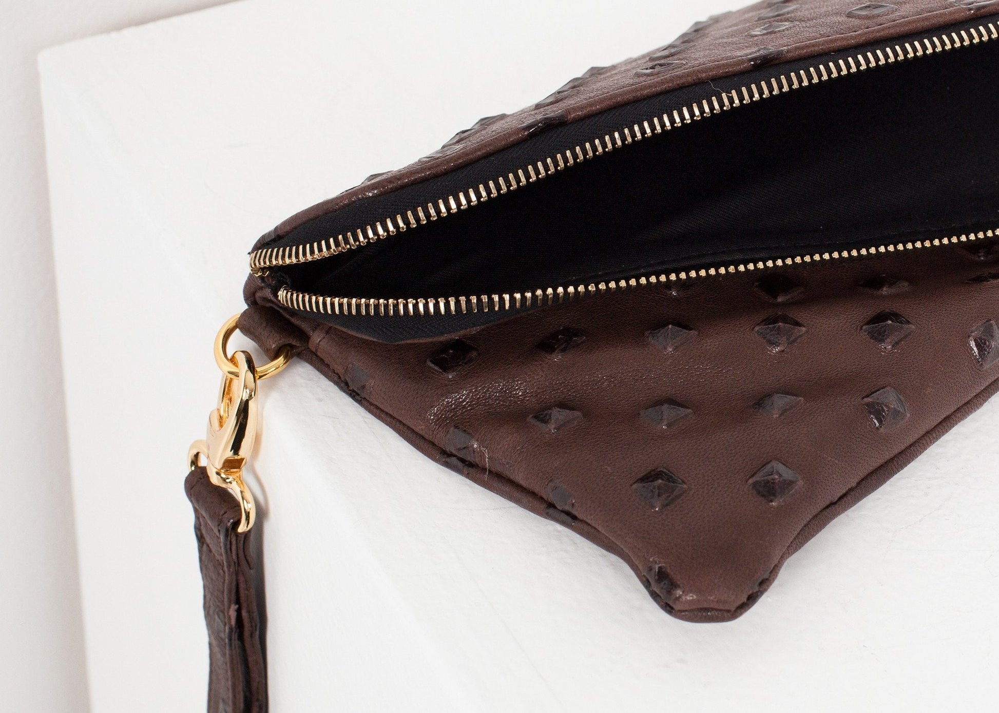 Roxanne Leather Clutch in Brown - formtest11