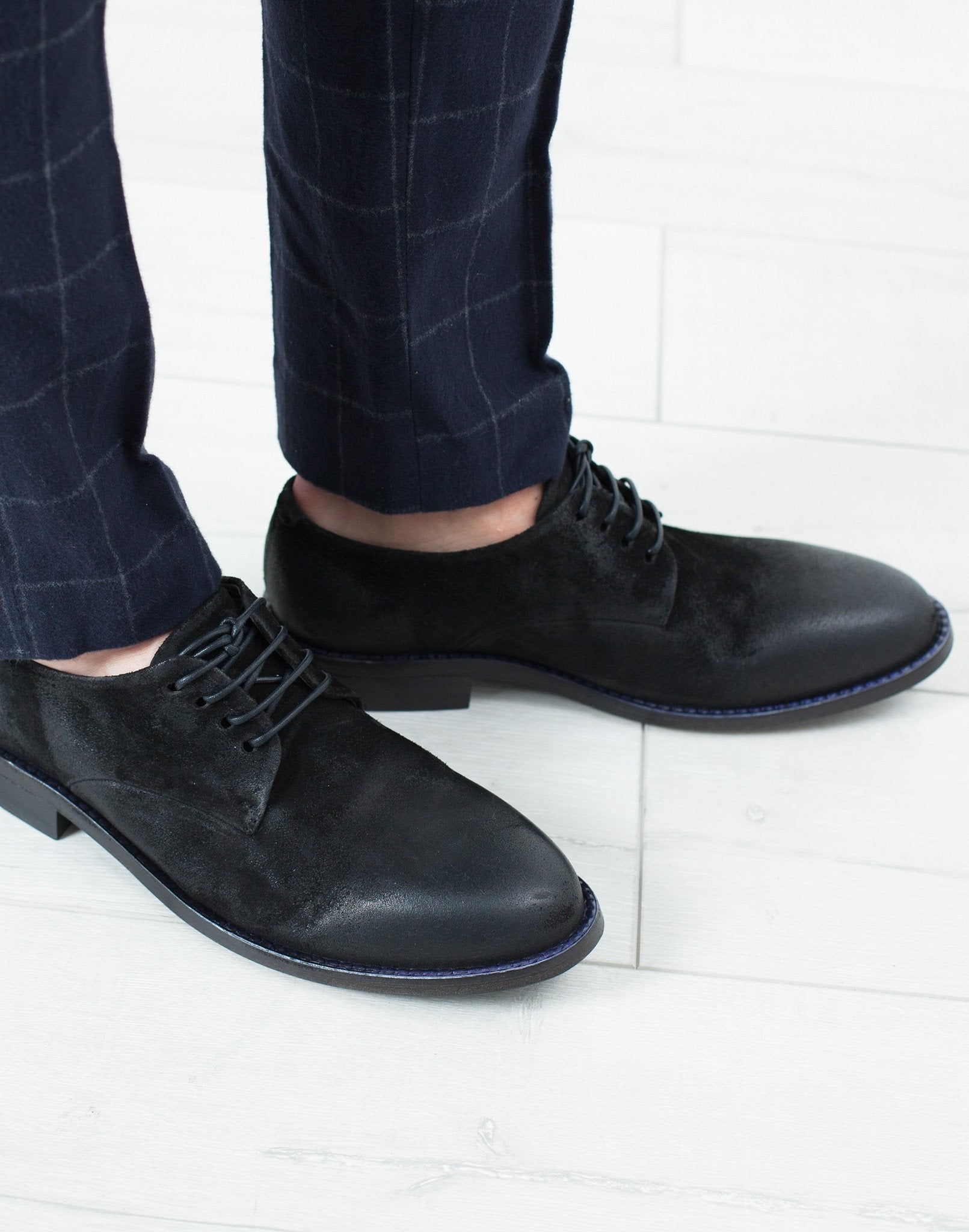 Sassolo Oxford in Black - formtest11