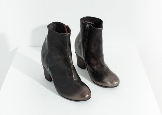 Scavata Ankle Boot in Bronze - formtest11