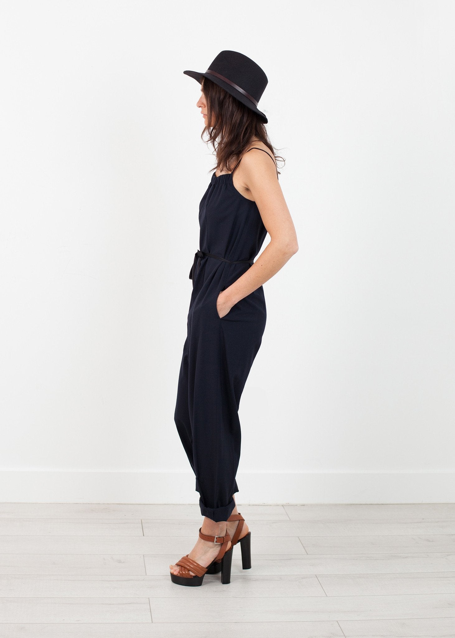 Sleeveless Jumpsuit in Navy - formtest11