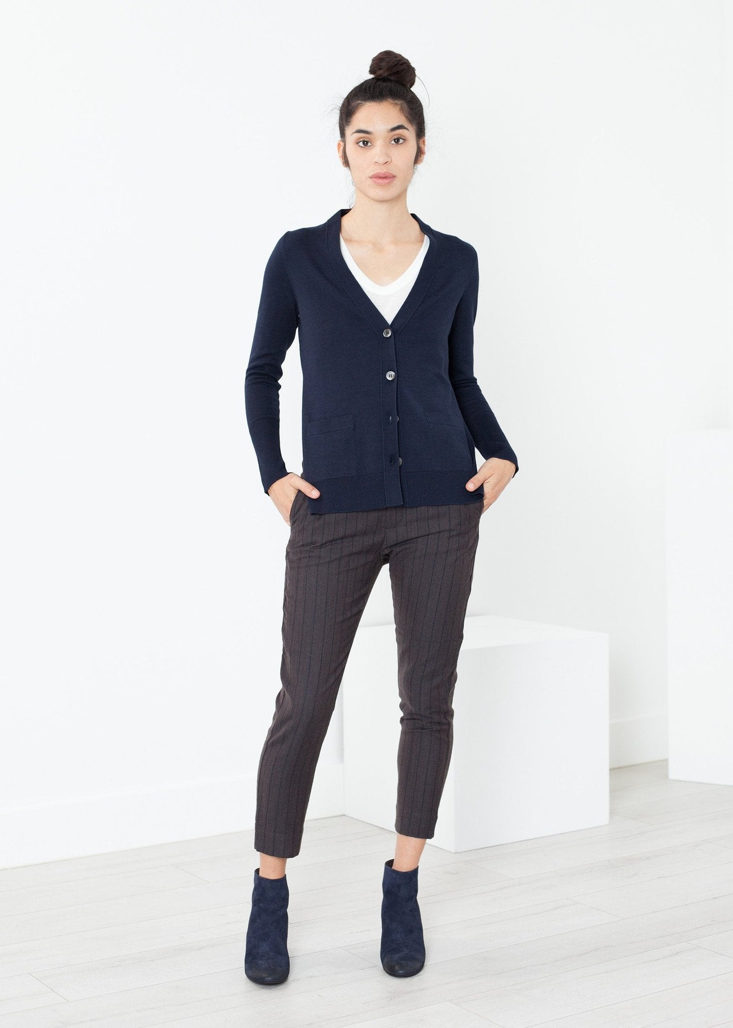 Square Cardigan in Navy - formtest11