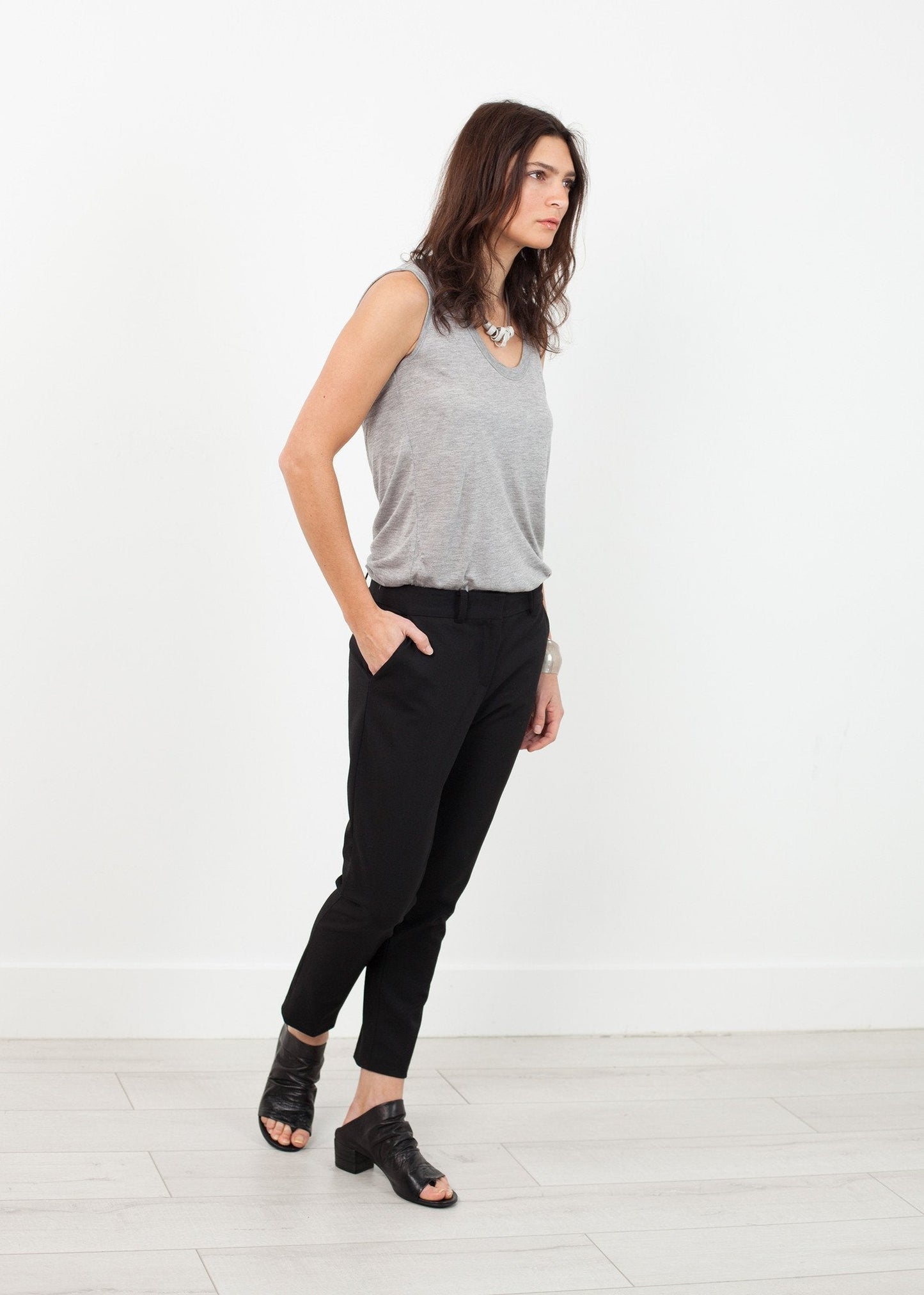 Stretch Fitted Pant in Black - formtest11