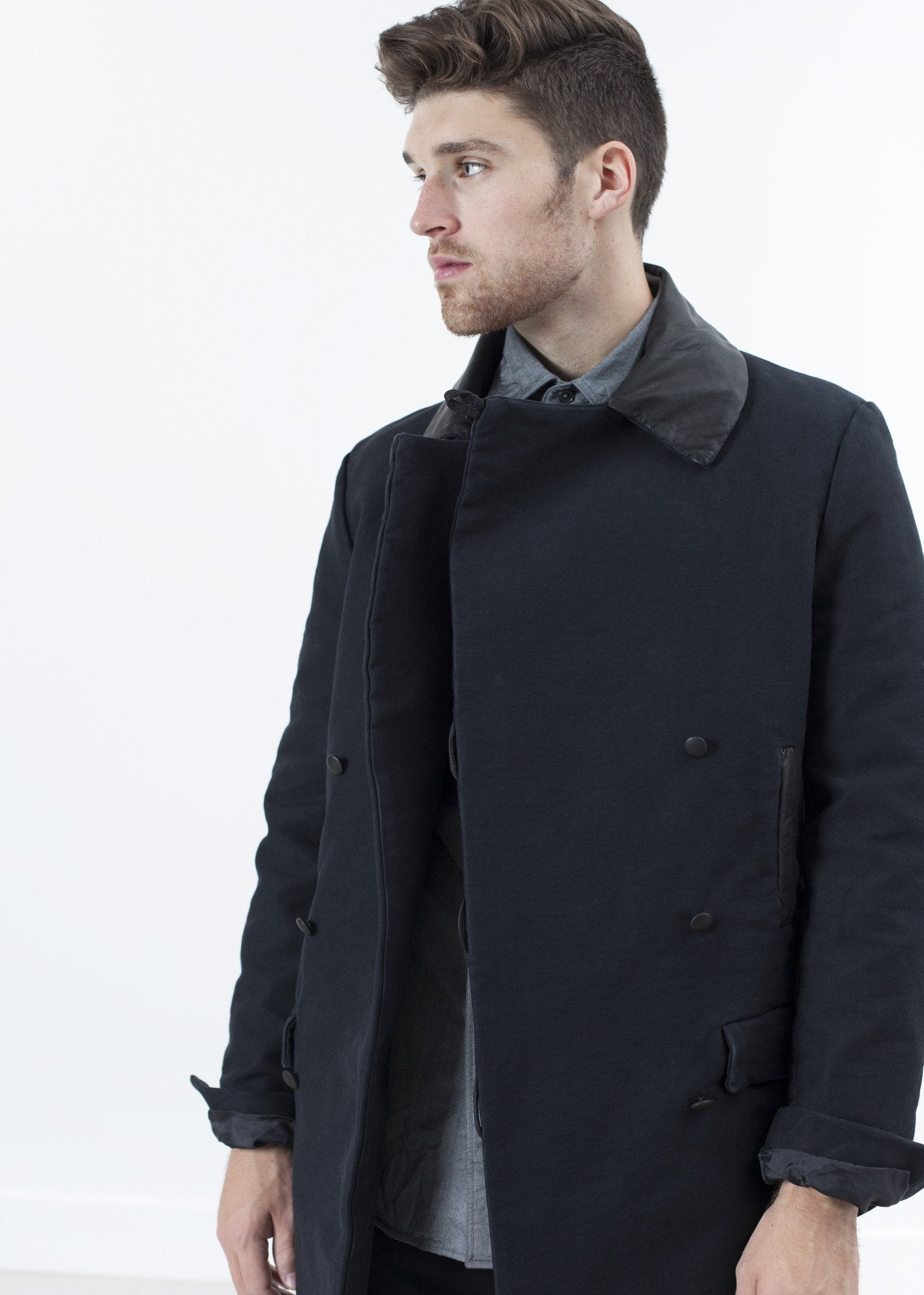 Taban Coat in Black - formtest11