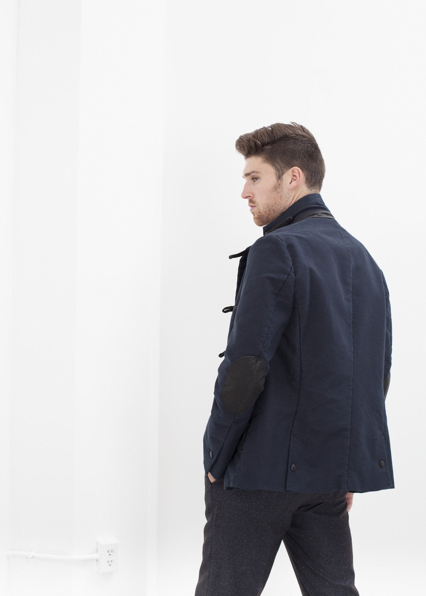 Taurin Jacket in Navy - formtest11