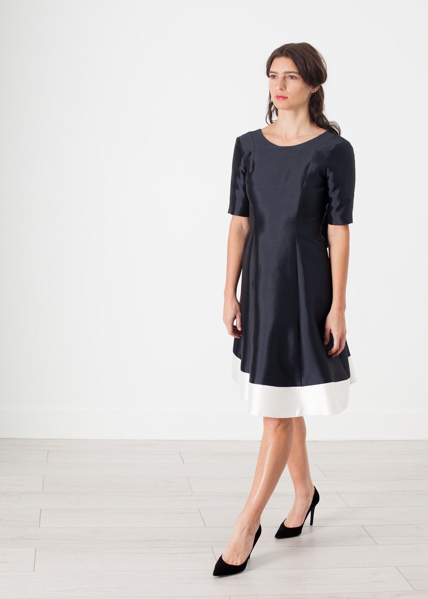 Tie Dress in Navy - formtest11